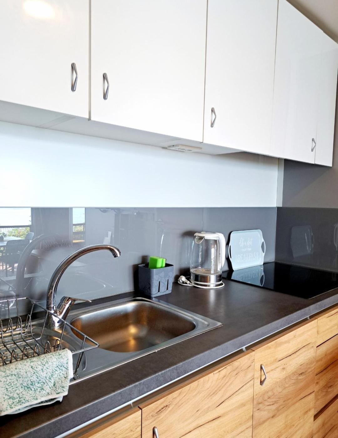 Bella Vista With Jacuzzi 1 Holiday home *